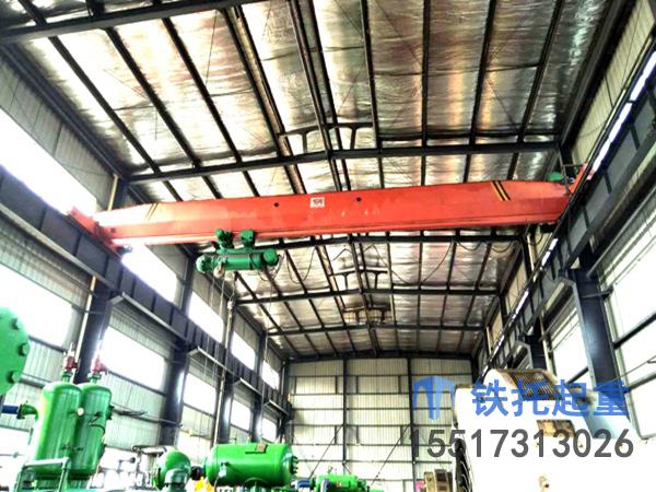 江蘇泰州防爆單梁起重機如何實現(xiàn)穩(wěn)定低速運行
